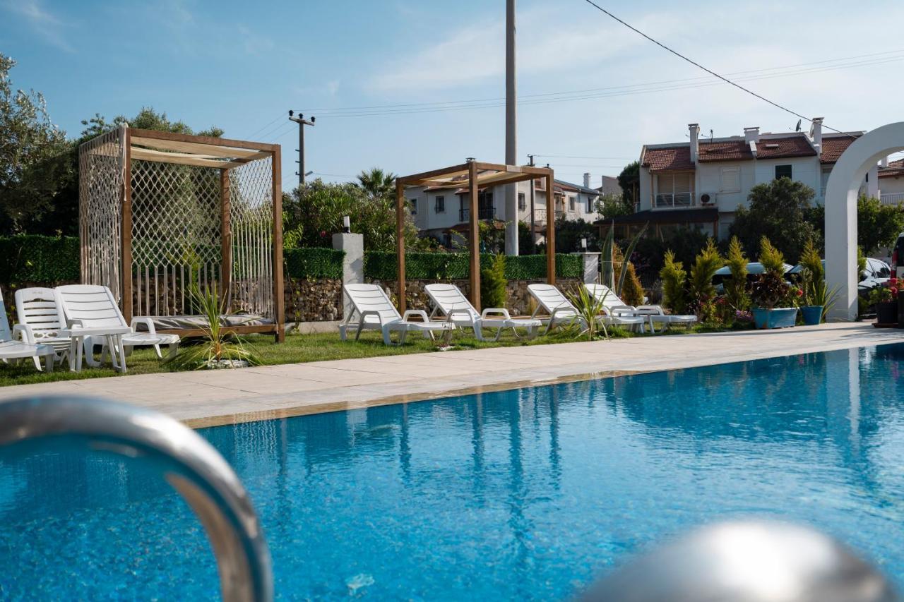Belong Butik Otel Çeşme Luaran gambar