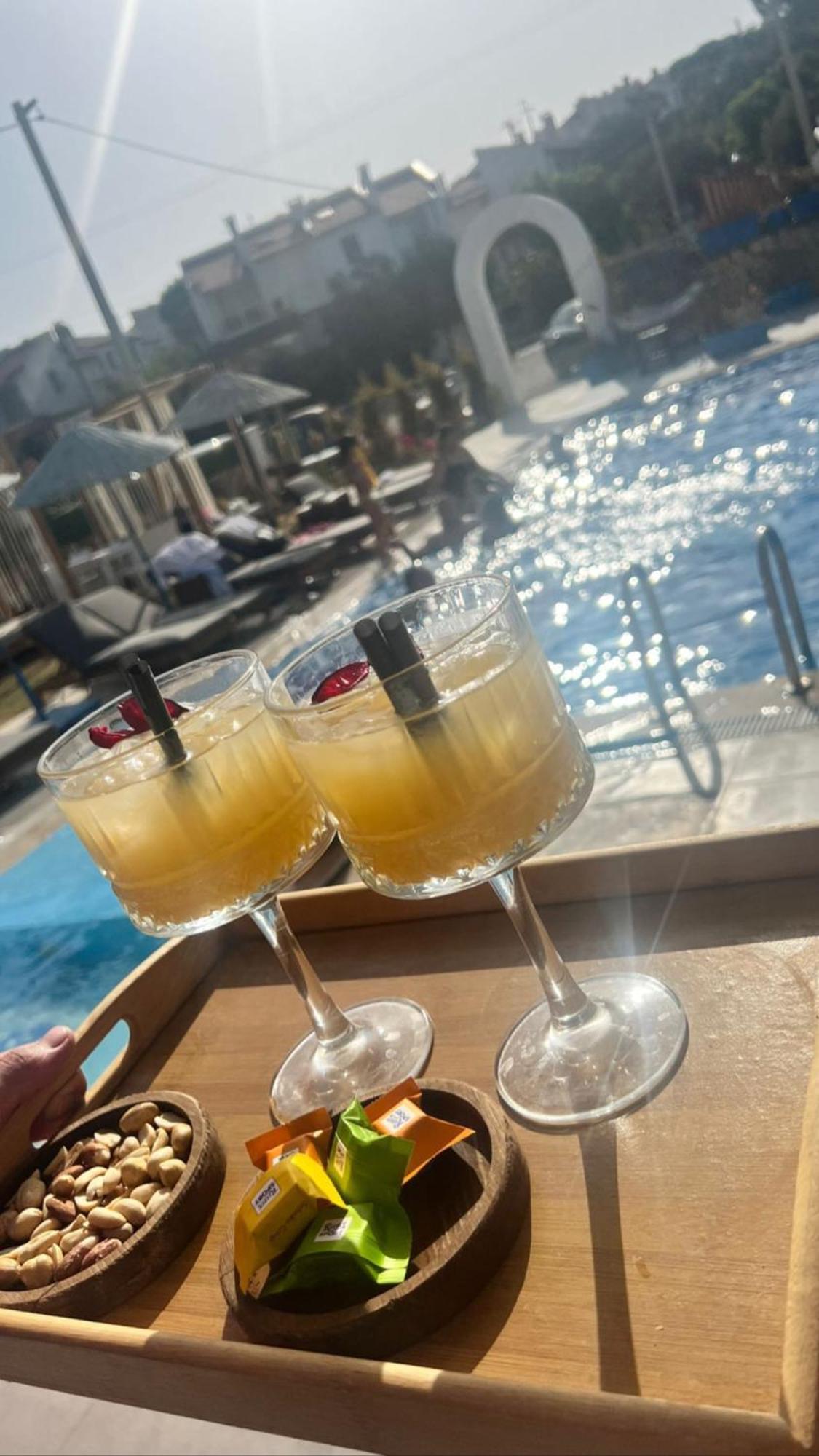 Belong Butik Otel Çeşme Luaran gambar